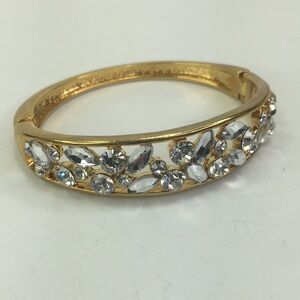 Crystal bracelet gold tone magnetic bangle